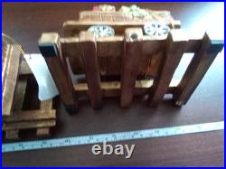 RARE Mark Roberts Christmas Vintage Train set Mantle stocking holders 21