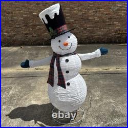 Snowman Family of 4 Set 600 LED Lights Outdoor Christmas Decor 1739950 Frosty