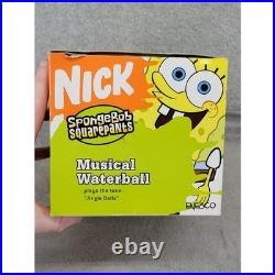 SpongeBob SquarePants Musical Waterball Jingle Bells Enesco 2004 Snow Globe