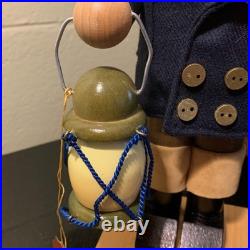 Steinbach Nutcracker 16 Crab Picker Handmade Germany S966 with Tag & Box Signed