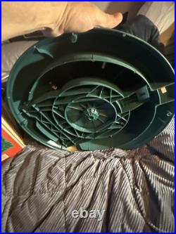 Swivel Straight The One Minute Christmas Tree Stand Up to 10' 100lb Used