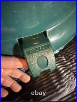 Swivel Straight The One Minute Christmas Tree Stand Up to 10' 100lb Used