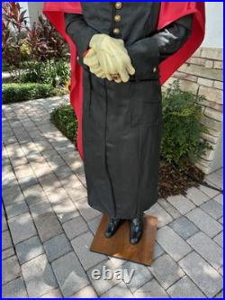 The Count Dracula life size prop Halloween Eyes Light statue vampire prop 6ft