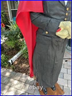 The Count Dracula life size prop Halloween Eyes Light statue vampire prop 6ft