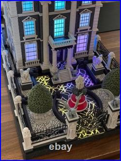 The Haunted Manor by FULV, LED Colour Changing, Halloween Decor, 10.7inx14.6in