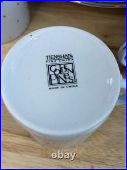 Tienshan Golden Pines 20 Pieces 8 Plates 8 Saucers 4 Cups Nearly Mint