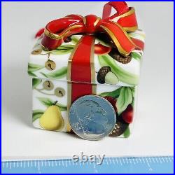 Tiffany Holiday Gift Box and Bow Christmas Holiday Ornament Bone China Porcelain Tiffany Holiday Gift Box and Bow Christmas Holiday Ornament Bone China Porcelain