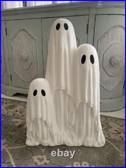 TikTok Viral 2025 Ghost Trio LED Halloween Statue NEW 32 Tall Cheesecloth