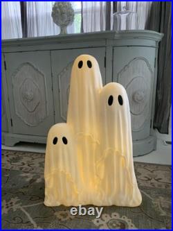TikTok Viral 2025 Ghost Trio LED Halloween Statue NEW 32 Tall Cheesecloth