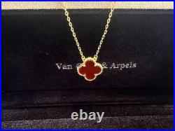 VCArpeIsVIntageAIhambraPendant Necklace 18kYellow Gold Carnelian