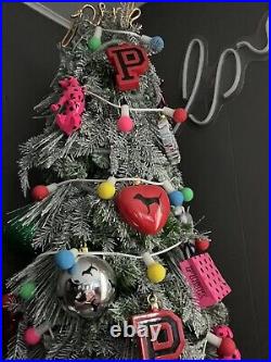 VS PINK Christmas Tree