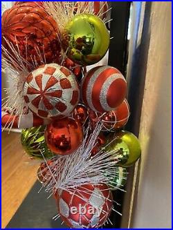 VTG CHRISTMAS ORNAMENT WREATH Plastic, Glass Ornaments 23 Blue Red, Green, Gold