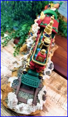 VTG Christmas Santa Train Full Mantle 4 Stocking Holder Heavy Resin High Detail VTG Christmas Santa Train Full Mantle 4 Stocking Holder Heavy Resin High Detail