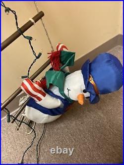 Very Rare Santa and His Helpers Plush Ladder Lights 8 Foot Christmas Decoration