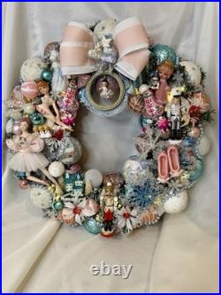 Vintage Christmas Holiday Nutcracker Wreath Kitschy Pink Icy Blue Dancer 20 Inch