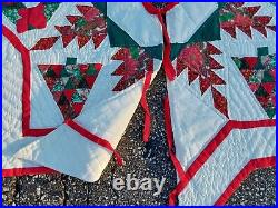 Vintage Handmade Hand Quilted Christmas Tree Skirt Star Shape Trees Wreaths 23'