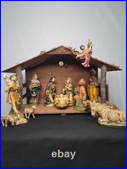 Vintage Manor House Hand Painted 14 Piece Nativity Set Made in Japan