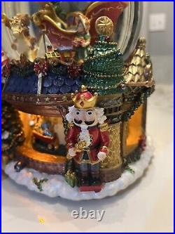 Vintage Musical Light Up NUTCRACKER Large Snow Globe with Moving Carousel 10