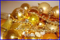 Vintage Ornament Christmas Wreath Holiday Traditional Glamorous Gold 16 Vintage Ornament Christmas Wreath Holiday Traditional Glamorous Gold 16
