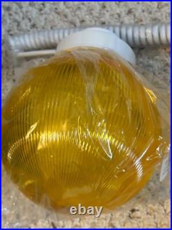 Vintage Outdoor Multi Color Globe Sting Light 6 Globes 16 ft. NOS New