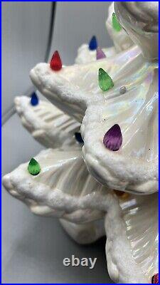 Vtg Atlantic Mold Ceramic 18 White Pearl Flocked Christmas Tree & Base Musical