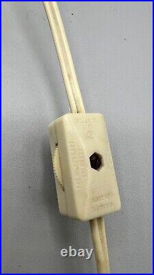 Vtg Atlantic Mold Ceramic 18 White Pearl Flocked Christmas Tree & Base Musical