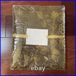 Williams Sonoma Grape Jacquard Square Tablecloth 70x108 NIP Rare HTF B31