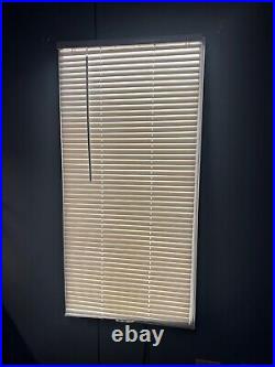 Windaux Fake window, lighted background, mini blinds, 120 volt wall plug in