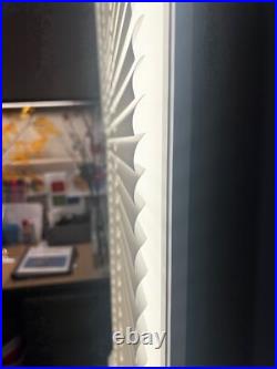 Windaux Fake window, lighted background, mini blinds, 120 volt wall plug in