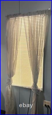 Windaux Fake window, lighted background, mini blinds, 120 volt wall plug in
