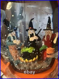 Witches Water Globe Swirling Confetti Lighted LED Halloween Jack o Lantern NEW Witches Water Globe Swirling Confetti Lighted LED Halloween Jack o Lantern NEW