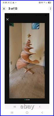 Wooden Spiral Christmas Tree