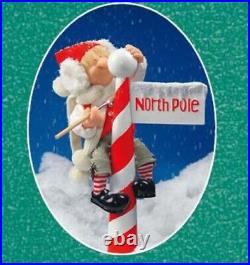 Zim's The Elves Themselves Reggie the Elf with North Pole Christmas Figurine New